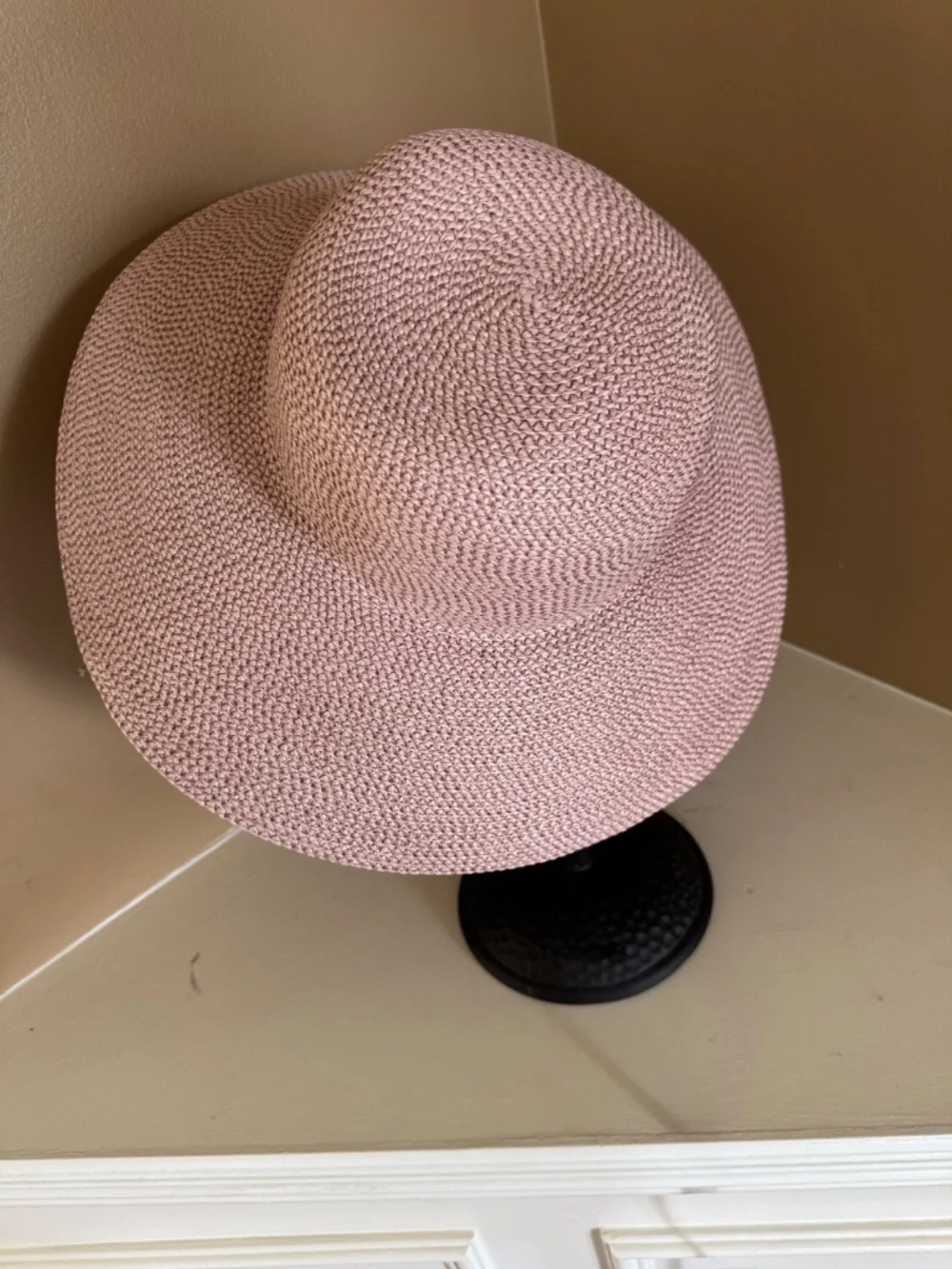 Eric Javits Hampton Hat Blush - Picture 3 of 6